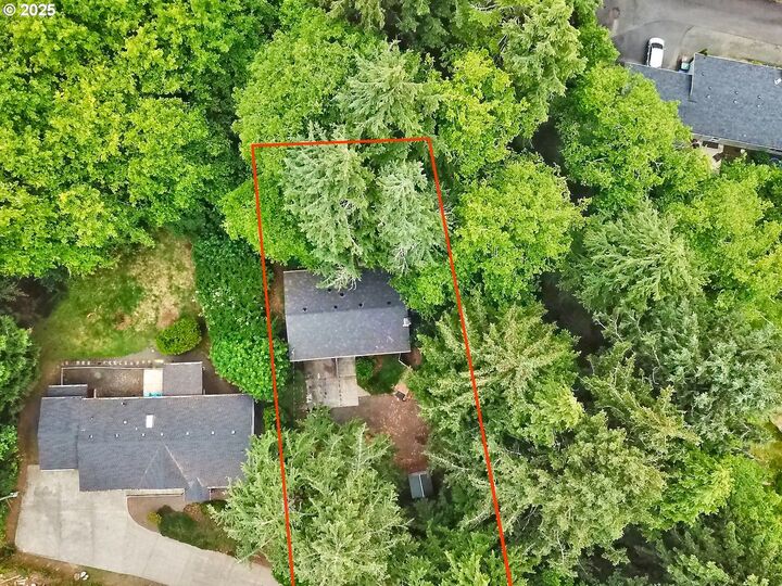 Property Photo:  1745 NE West Devils Lake Rd  OR 97367 