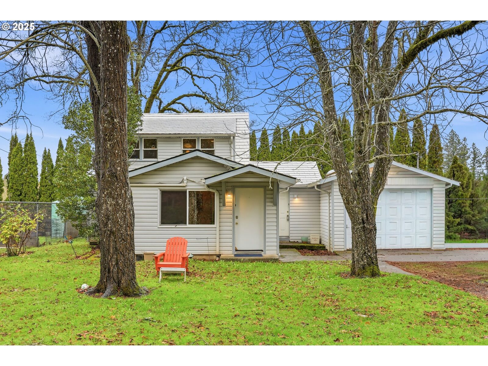 Property Photo: 13325 SW Larson St OR 97005