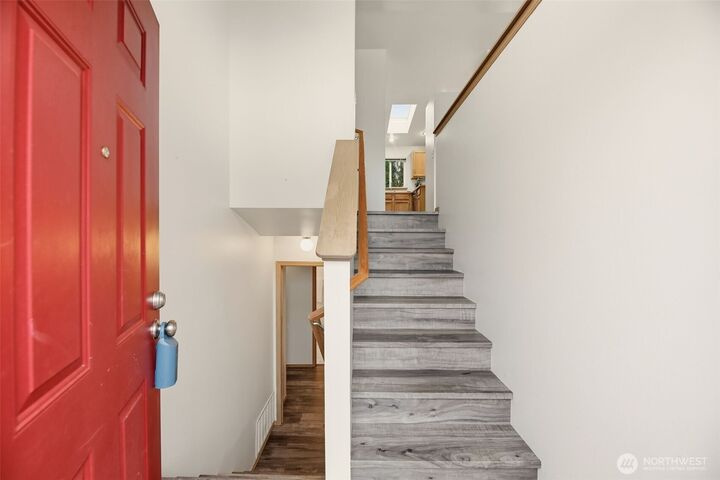 Property Photo:  6219  56th Drive NE  WA 98270 