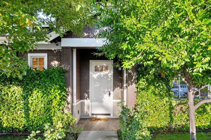 Property Photo: 1587 Kentfield Avenue CA 94061