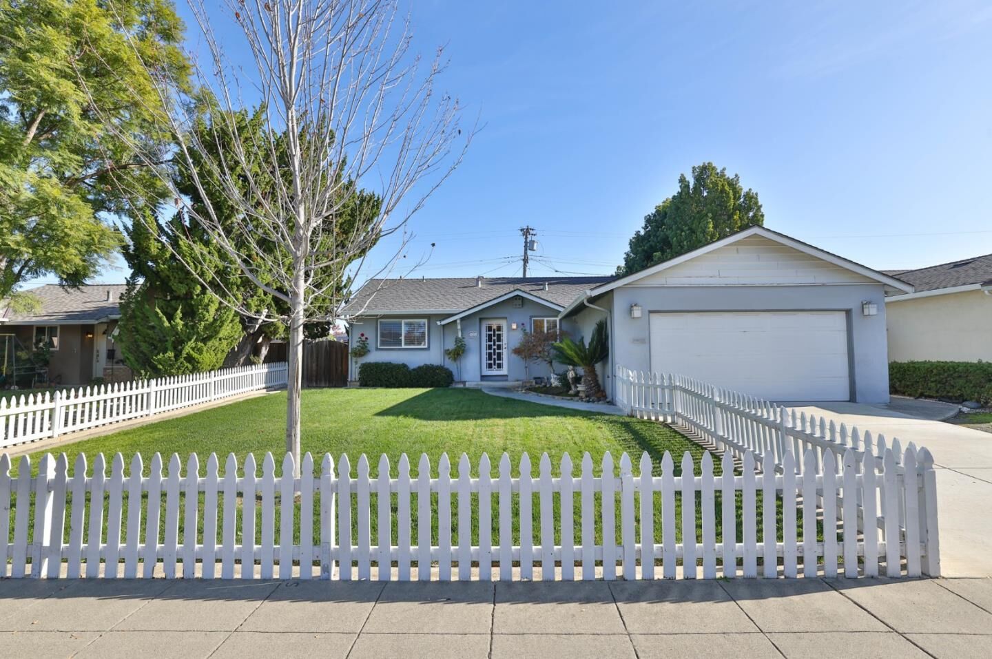 Property Photo: 4898 Caroline Way CA 95124