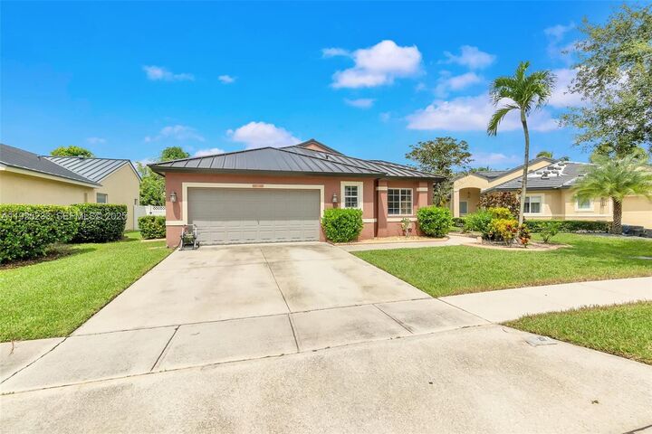 Property Photo: 326 SW 162nd Ave FL 33027