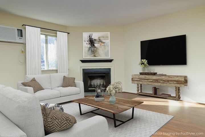 Property Photo:  8 Rose Lane Apt 18-9  CT 06811 