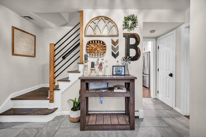 Property Photo:  137 Greenwood Lane  CT 06468 