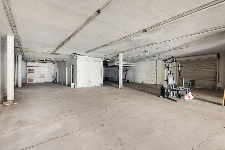 Property Photo:  160 Franklin Avenue  CT 06114 