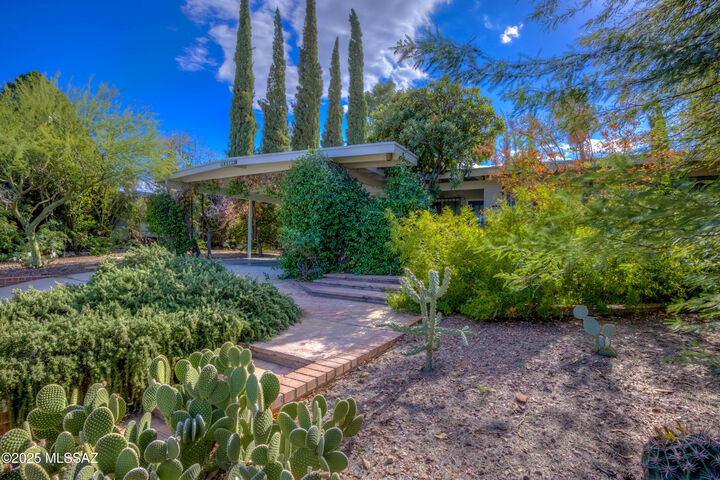 Property Photo:  9572 E 29th Street  AZ 85748 