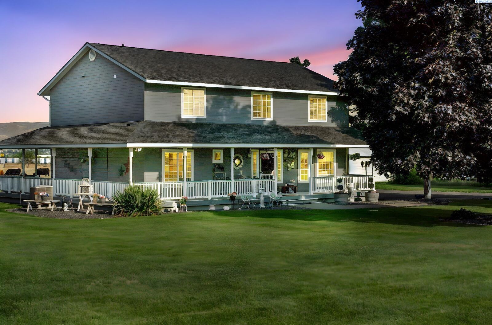 Property Photo: 413 N Albro Road WA 99350