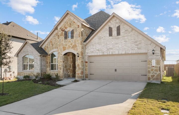 Property Photo:  121 Keswick Street  TX 78642 