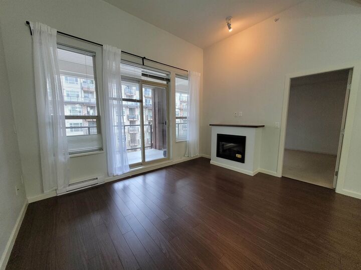 Property Photo: 2484 Wilson Avenue 409 BC V3C 0A5
