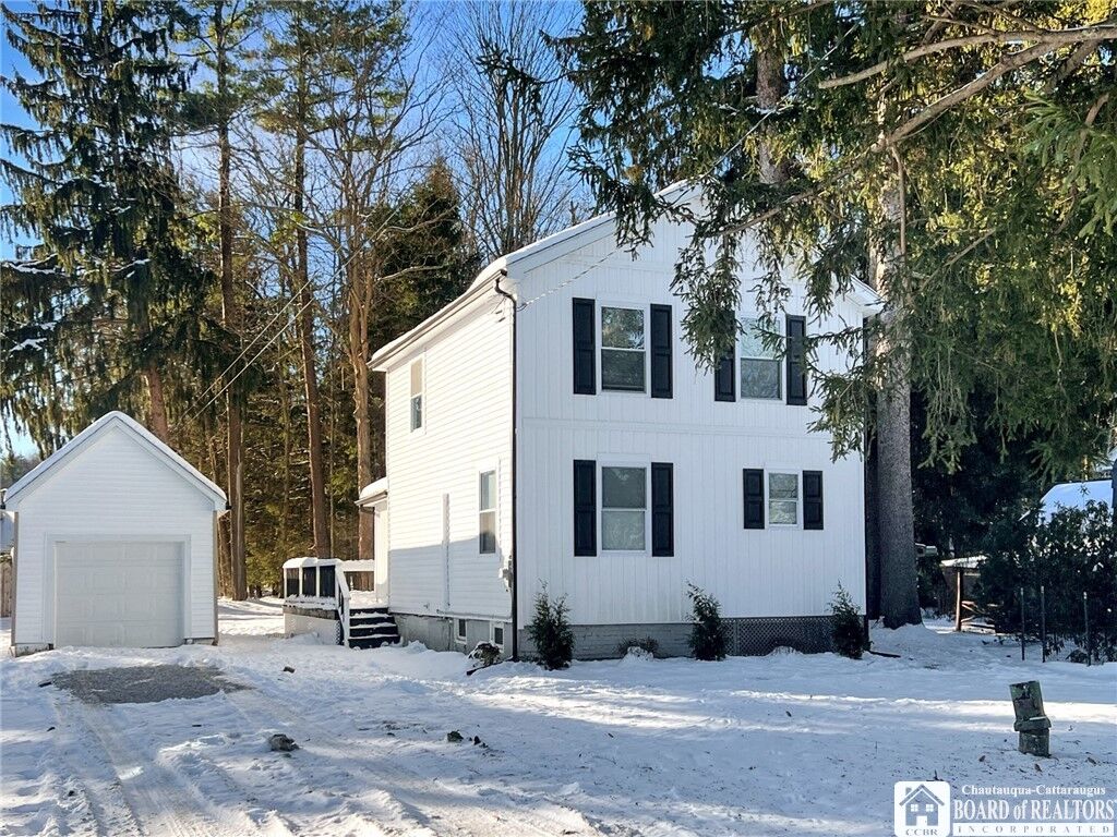 Property Photo:  357 Hunt Road  NY 14701 