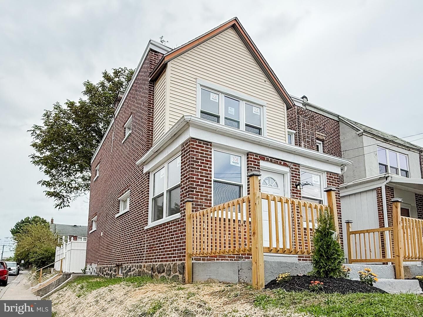 Property Photo: 16 W 38th Street DE 19802