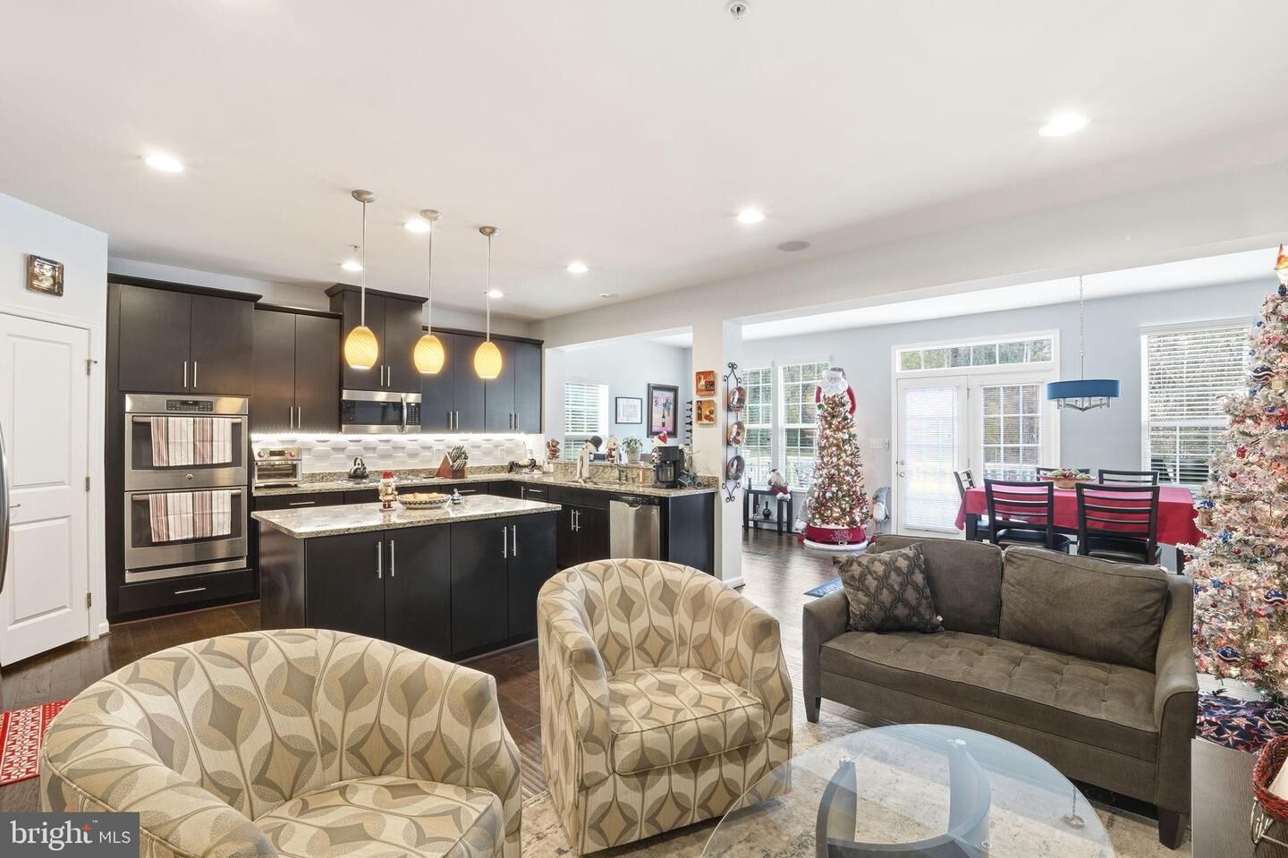 Property Photo: 2538 Baldwin Crescent NE DC 20018