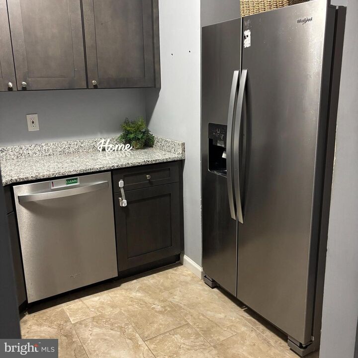 Property Photo: 103 Sandstone Court NJ 08048