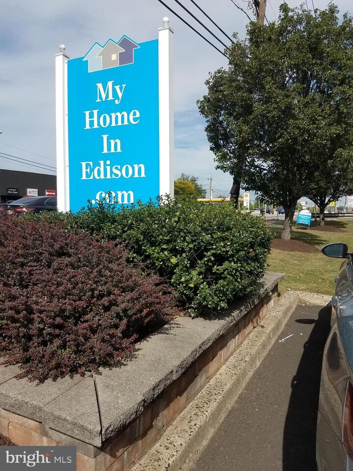 Property Photo: 852 US Route 1 Highway N NJ 08817