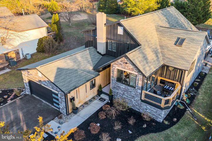 Property Photo: 948 Heritage Drive PA 17325