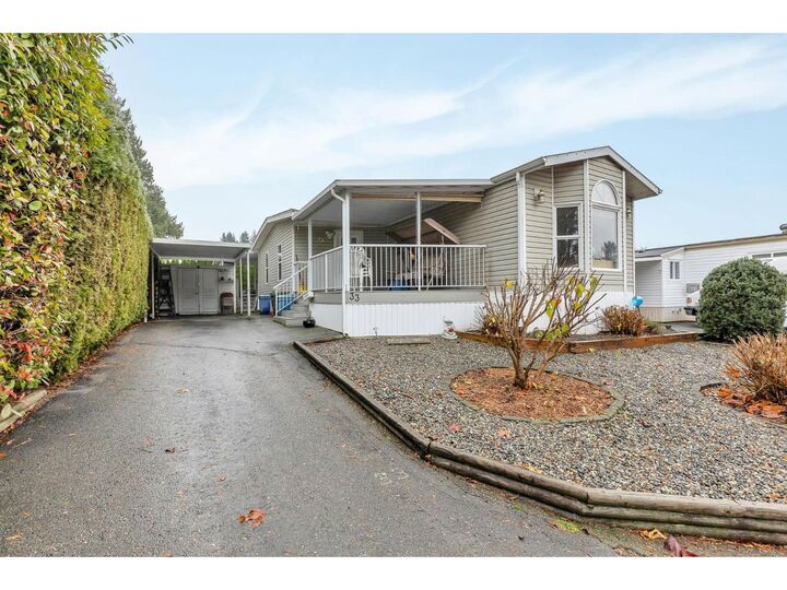 Property Photo:  2035 Martens Street 33  BC V2T 6M4 