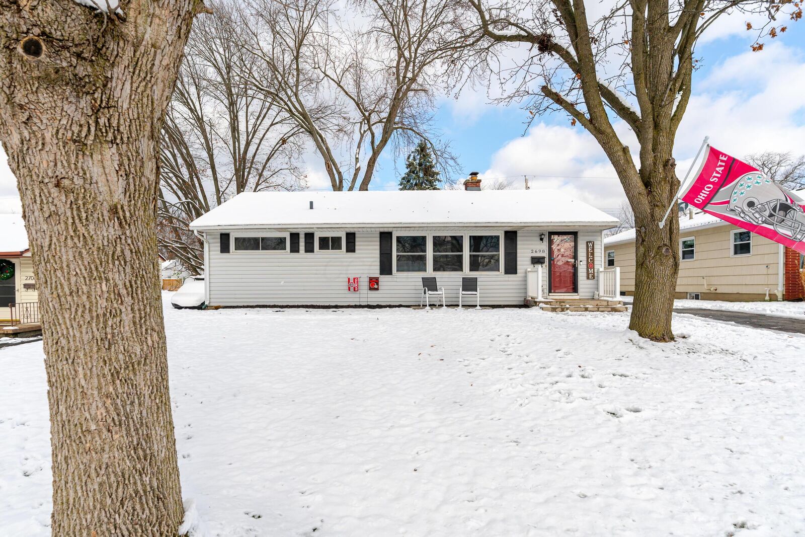 Property Photo: 2698 Shrewsbury Road OH 43221