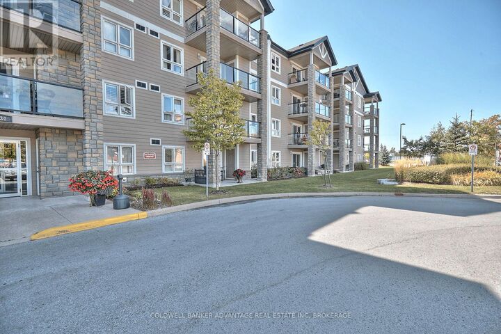 Property Photo: 330 Prince Charles Drive South 1204 ON L3C 7B3