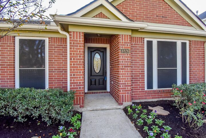 Property Photo:  4826 Lawson Lake Lane  TX 77407 