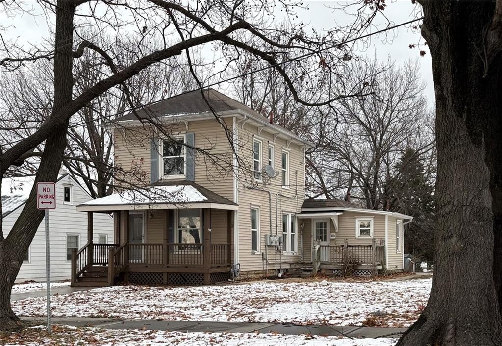 Property Photo: 330 N Cherry Street KS 66061