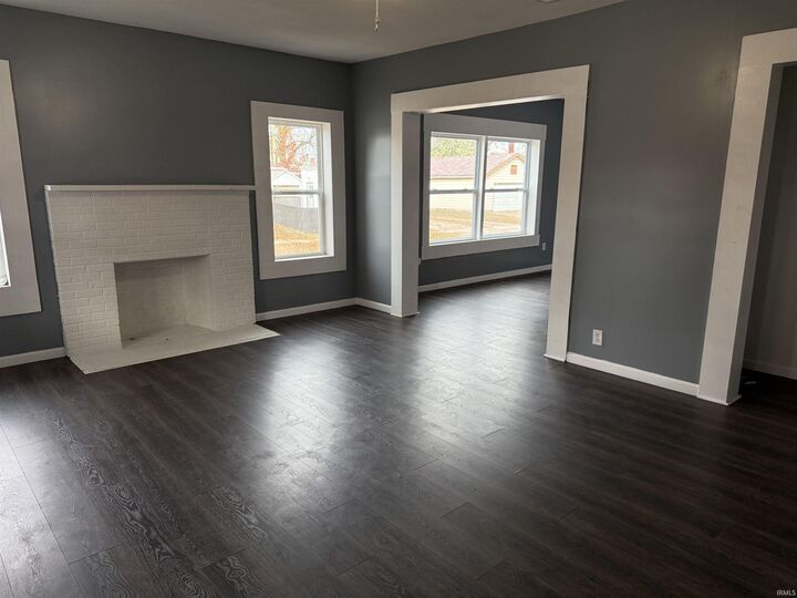 Property Photo: 1302 Busseron Street IN 47591