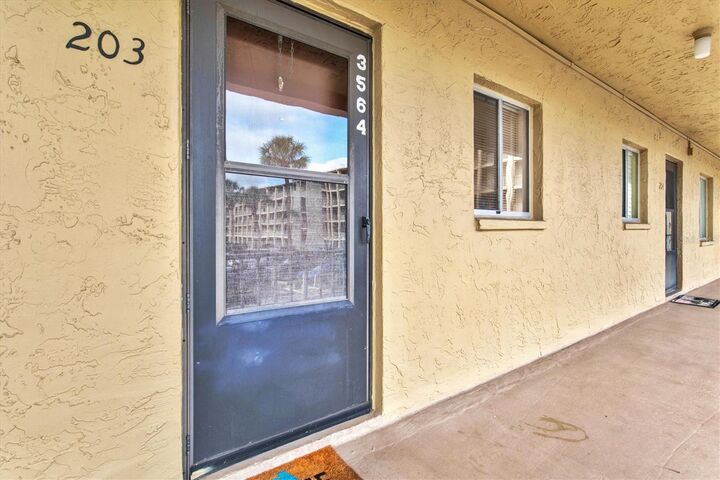 Property Photo:  3564 Lake Bayshore Drive 203  FL 34205 