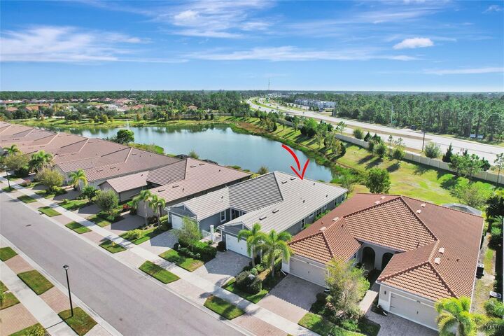 Property Photo:  12019 Tapestry Lane  FL 34293 