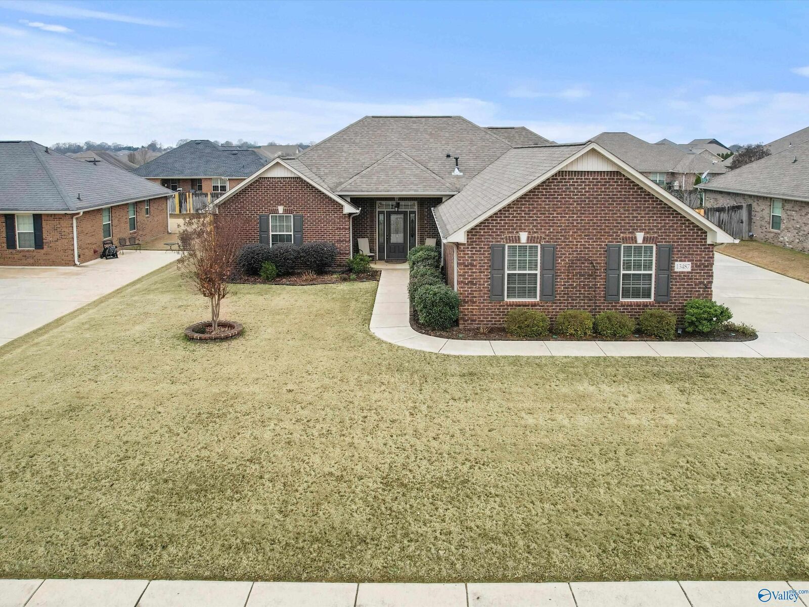 Property Photo: 13487 Arbor Ridge AL 35756