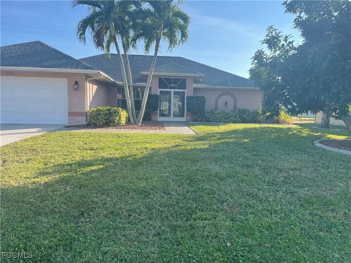 Property Photo:  2134 SE 16th Street  FL 33990 