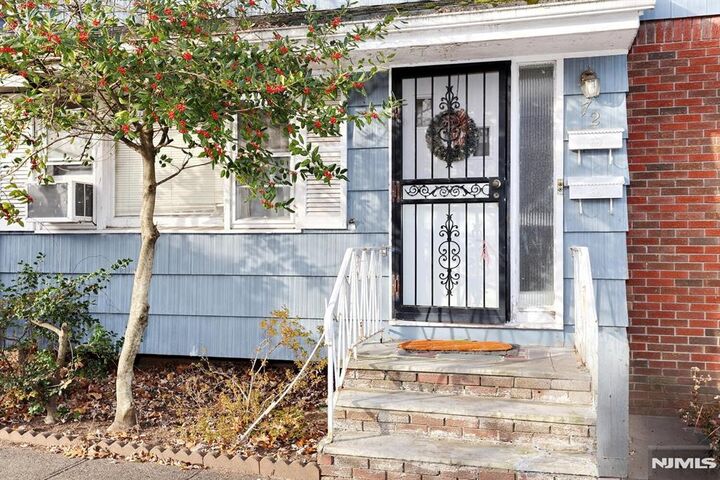 Property Photo:  72 Ontario Street  NJ 07628 