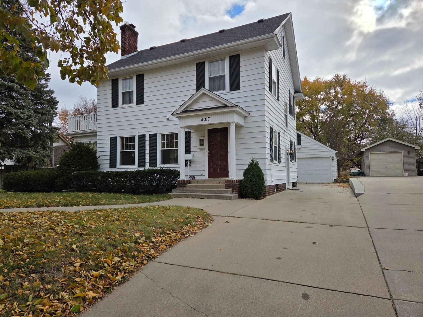 Property Photo:  4017 Morningside Road  MN 55416 