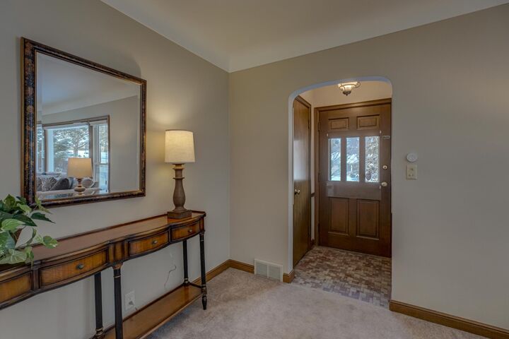 Property Photo: 1626 Bohland Avenue MN 55116