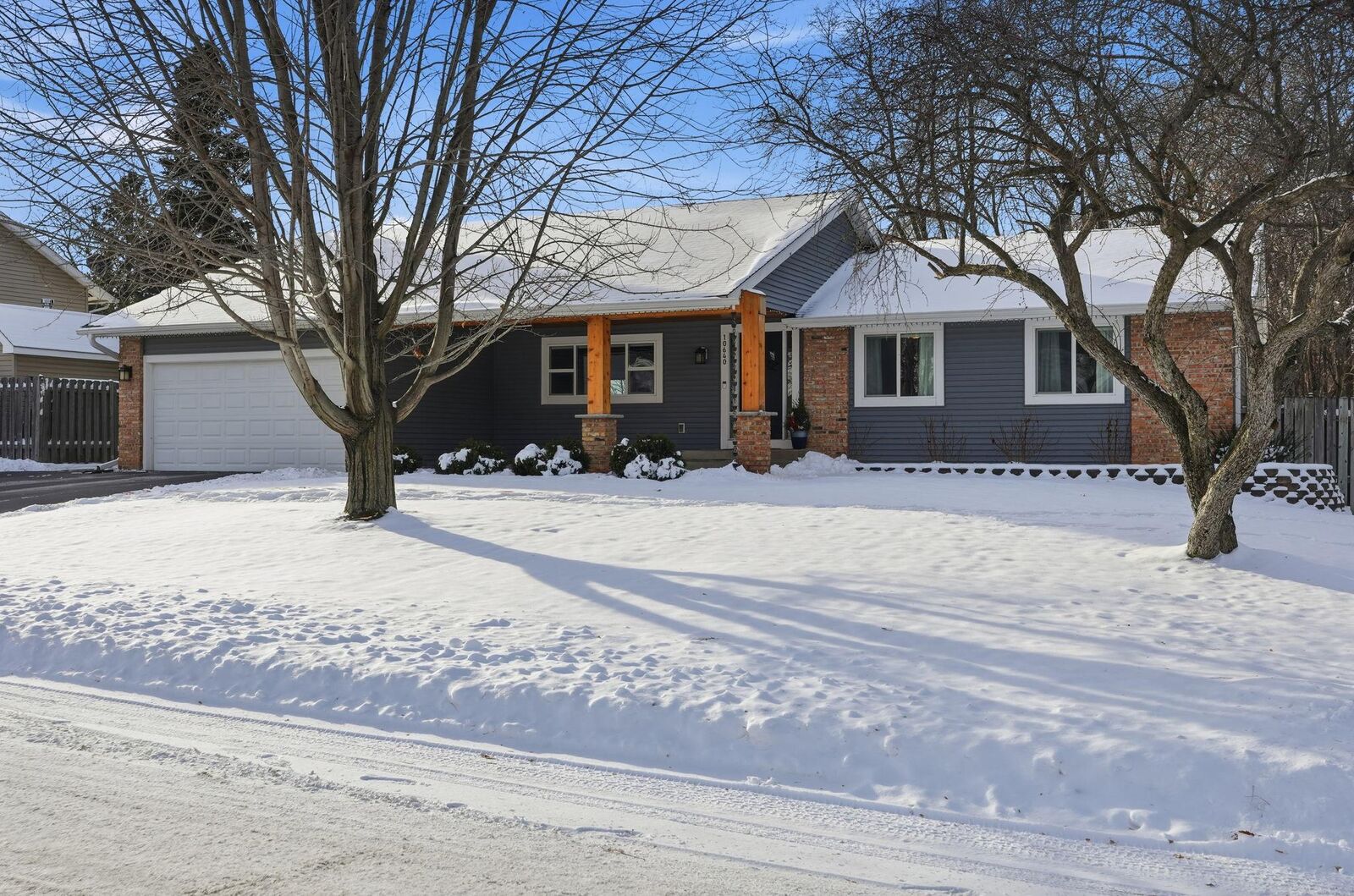 Property Photo:  10640 Aquila Avenue S  MN 55438 