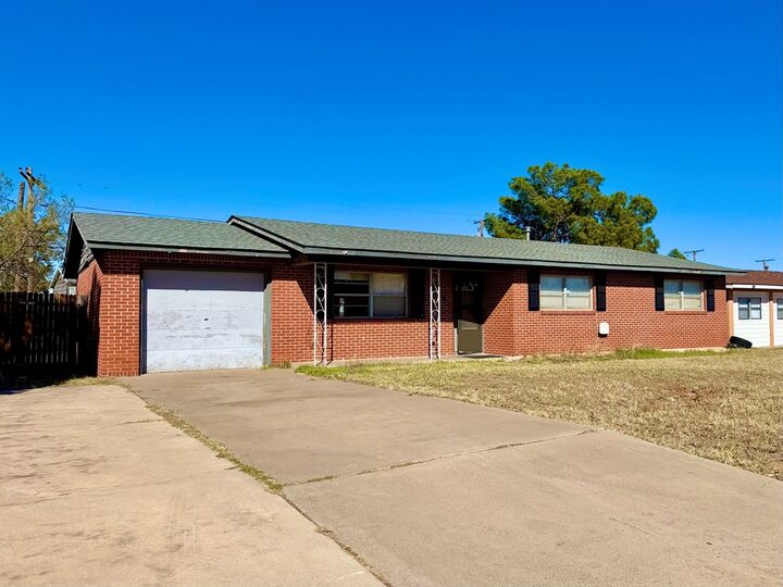 Property Photo: 3310 W Louisiana Ave TX 79703