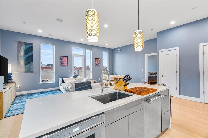 Property Photo:  20 W Fifth Street 5E  MA 02127 