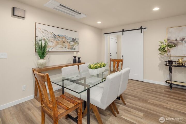 Property Photo:  11524  38th Avenue NE  WA 98125 