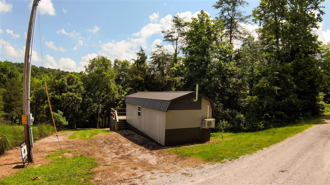 Property Photo: 899 Pine Haven Road KY 42726
