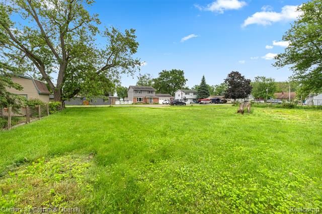 Property Photo: 35280 Marcus Drive MI 48173