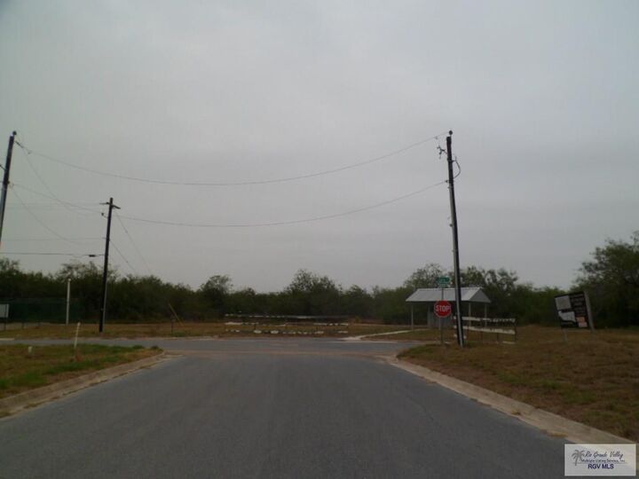 Property Photo: Lot 1 East Circulo Paradise TX 78586