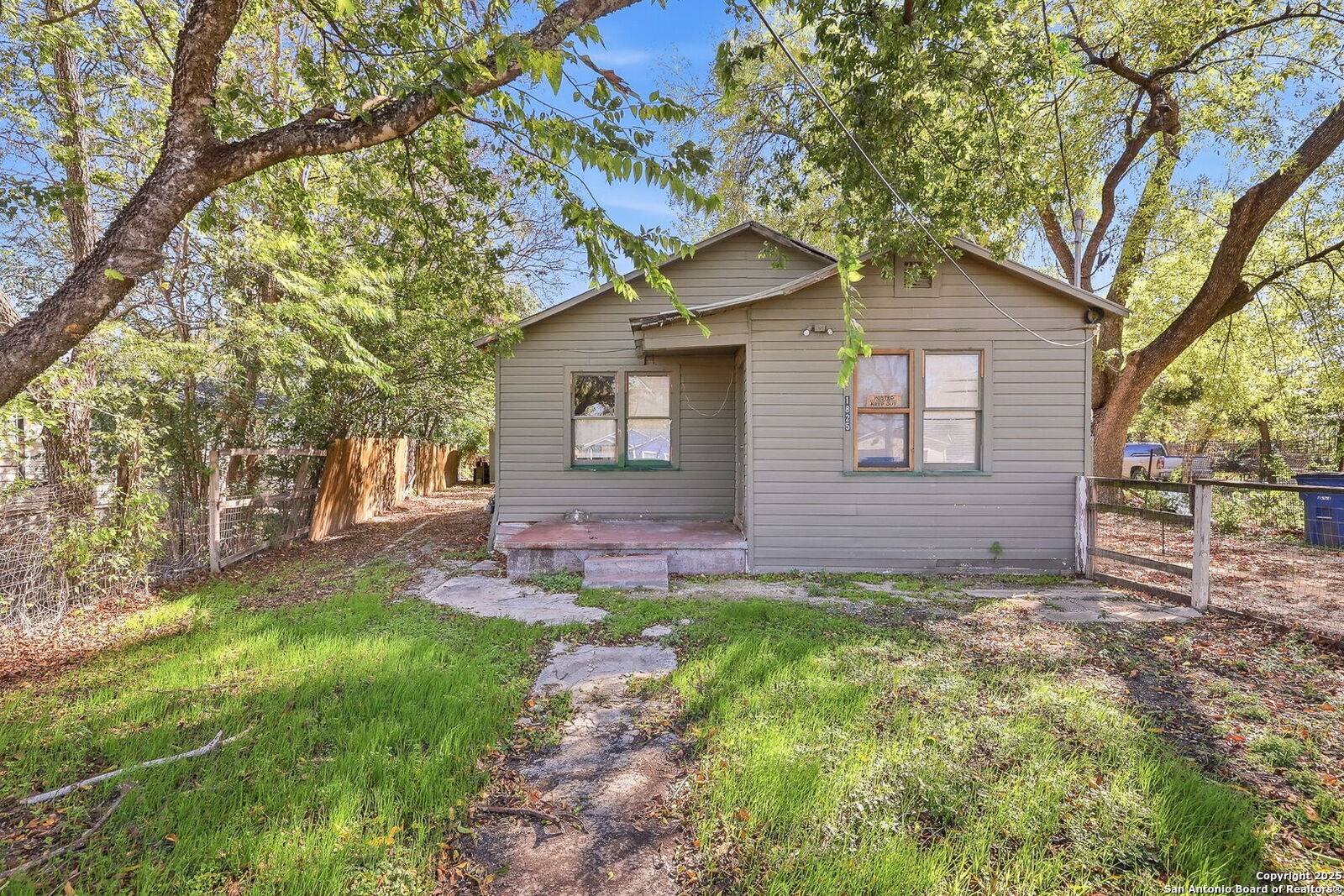 Property Photo:  1825 W Mill  TX 78130 