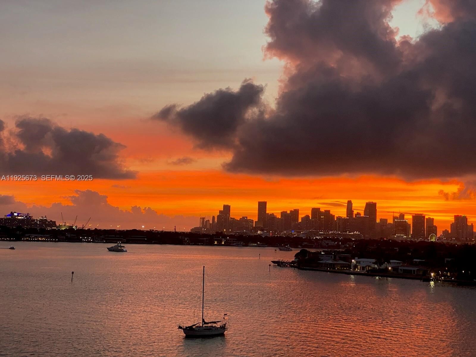 Property Photo: 3 Island Ave 08H FL 33139