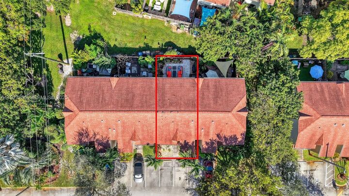 Property Photo: 237 City View Dr 237 FL 33311