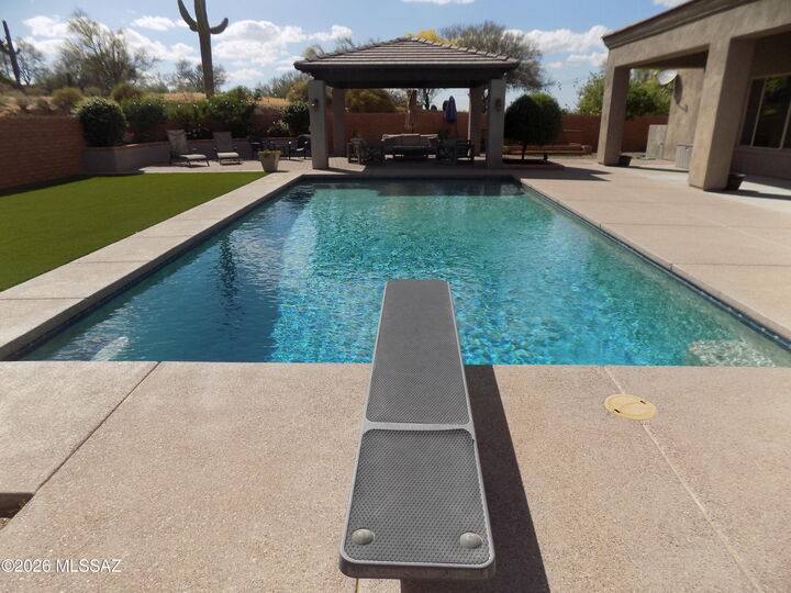 Property Photo:  2155 W National Ridge Place  AZ 85742 