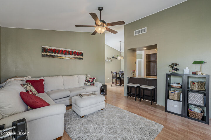 Property Photo:  6490 N Tierra De Las Catalinas 94  AZ 85718 