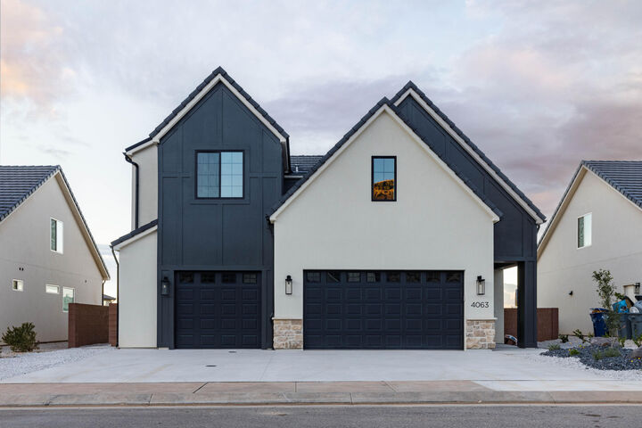 Property Photo: 4063 E El Capitan Way UT 84790