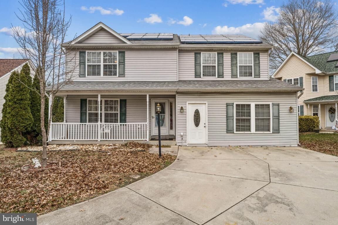 Property Photo: 2264 Rolling Meadows Street MD 20601