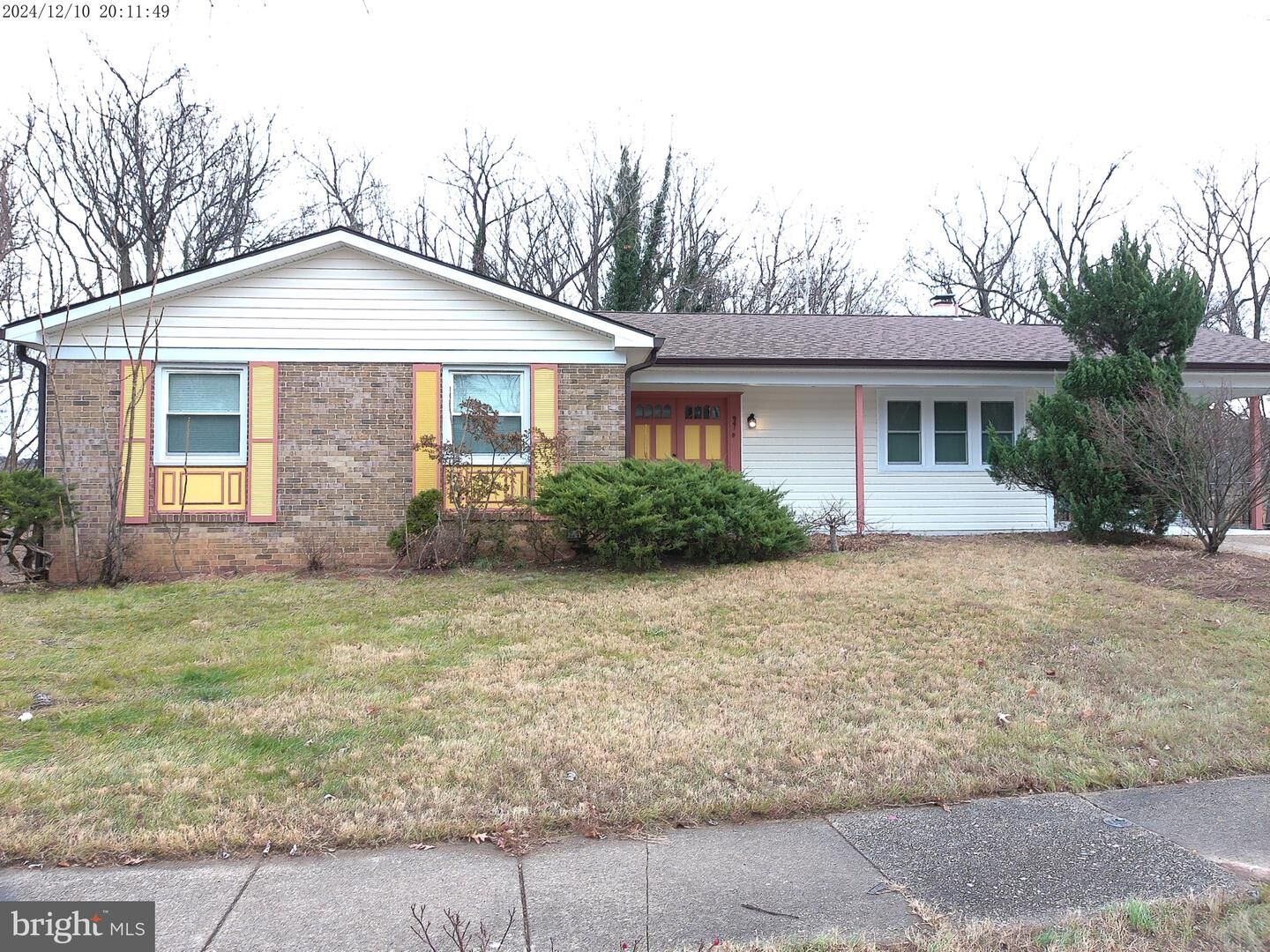 Property Photo: 9410 Dashia Drive MD 20744