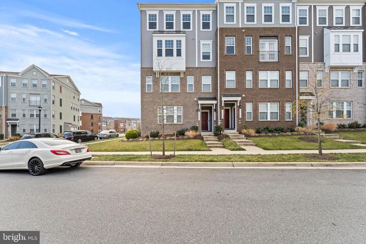 9647 Glassy Creek Way 160  Upper Marlboro MD 20772 photo