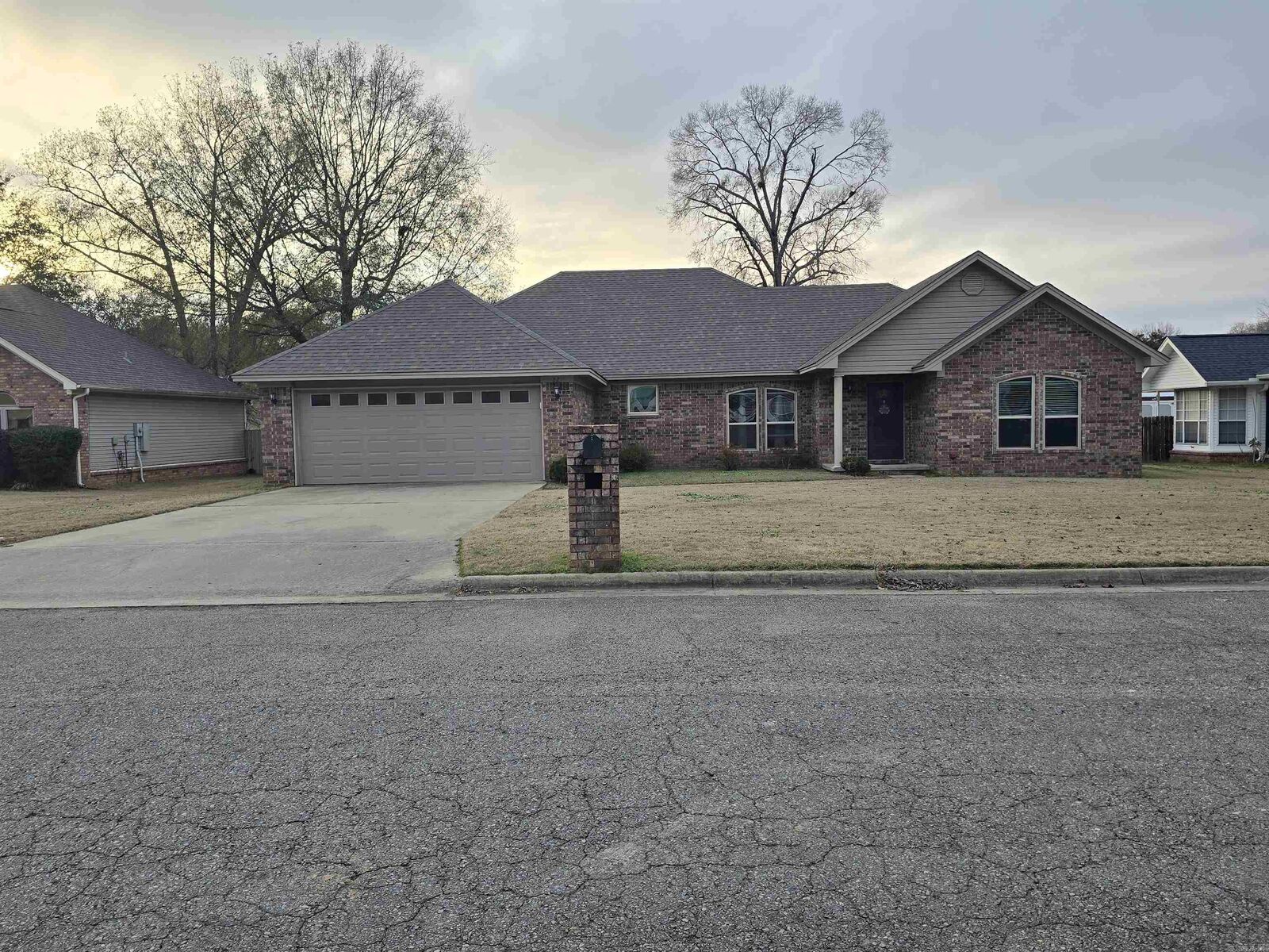 Property Photo:  22 Diamond Drive  AR 72023 