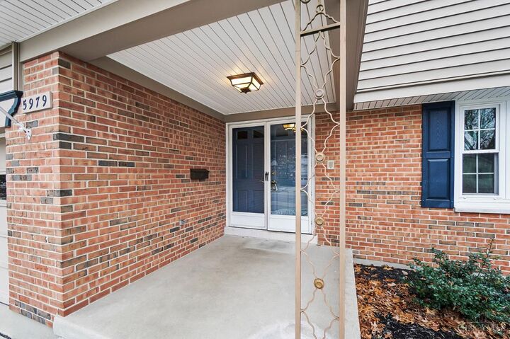 Property Photo:  5979 Fawnridge Court  OH 45239 